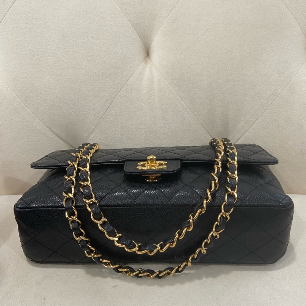 🔥🔥Chanel Classic Medium Cavair W/ Gold Hardware - Picture 11 of 16